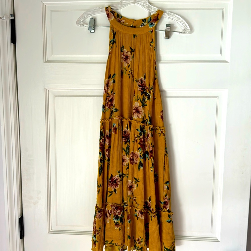 Xhilaration women’s floral dress Sz medium M no tag for dress materials